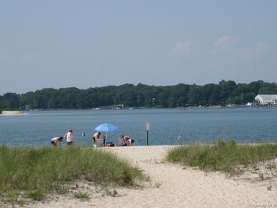 Waterfront living designed for effortless coastal comfort - photo 21