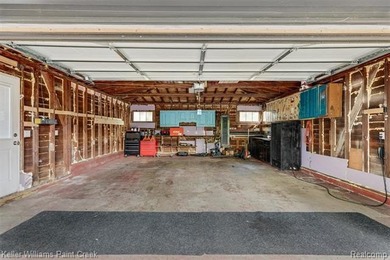 Welcome to 3815 Edgecrest St, a beautiful home in the heart of - photo 23