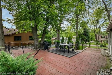 Welcome to 3815 Edgecrest St, a beautiful home in the heart of - photo 26