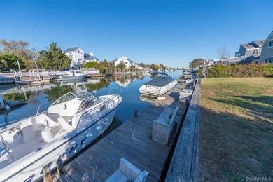 Waterfront Living Near Fire Island Shores Welcome to your serene - photo 7