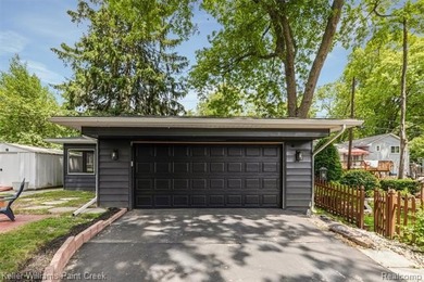 Welcome to 3815 Edgecrest St, a beautiful home in the heart of - photo 28