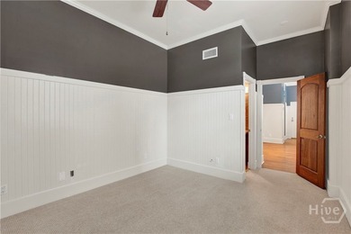 Amazing 2Bd / 2Ba Condo located in the Heart of Savannah's - photo 34