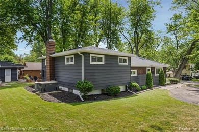 Welcome to 3815 Edgecrest St, a beautiful home in the heart of - photo 35