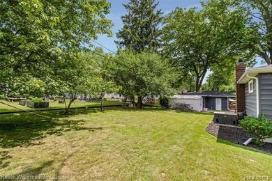 Welcome to 3815 Edgecrest St, a beautiful home in the heart of - photo 36