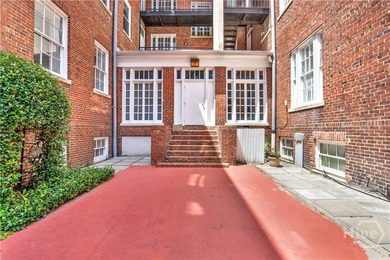 Amazing 2Bd / 2Ba Condo located in the Heart of Savannah's - photo 40