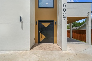 Discover modern living in this beautifully designed 4-bedroom, 2 - photo 2