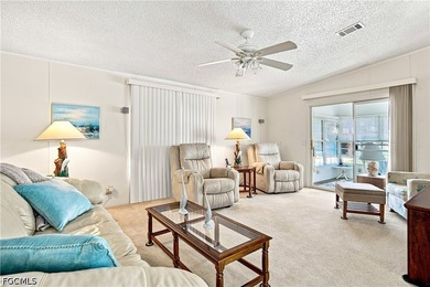 Welcome to this beautifully maintained, move-in-ready home - photo 7