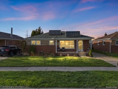 Lake Home Sale Pending in Saint Clair Shores, Michigan