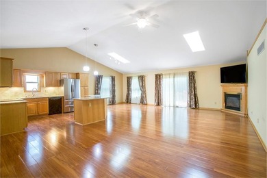 Step into the lifestyle you've been dreaming of with this - photo 15