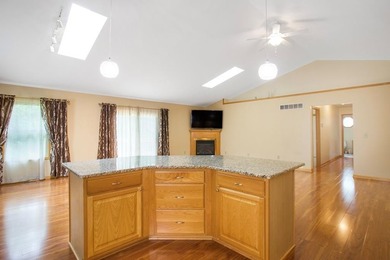 Step into the lifestyle you've been dreaming of with this - photo 19