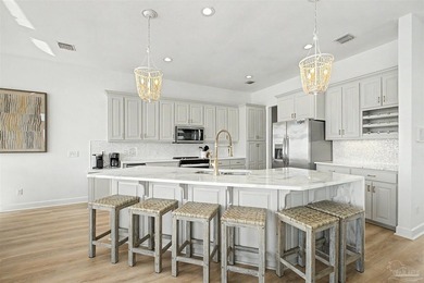 Casa Solana has been thoughtfully reimagined to pair the relaxed - photo 19