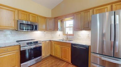 Step into the lifestyle you've been dreaming of with this - photo 20