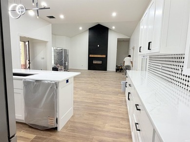 New construction in Stone Crest Golf Community! This 4-bed, 3 - photo 6