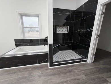 New construction in Stone Crest Golf Community! This 4-bed, 3 - photo 8