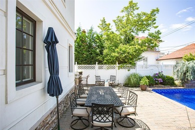 Welcome to your own private coastal retreat, where luxury - photo 35