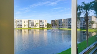 (private lake, pond, creek) Condo For Sale in Dania Florida
