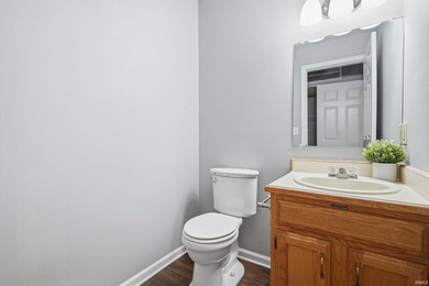 Low-maintenance living awaits at 3622 N. Lakeside Dr. in the - photo 23
