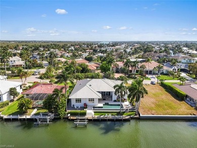 A thoughtfully designed waterfront residence created for - photo 23