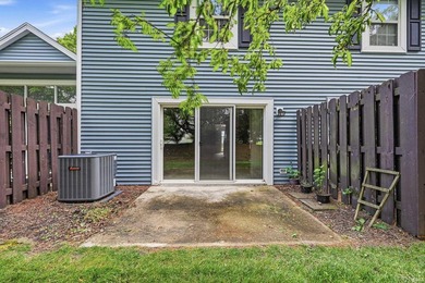 Low-maintenance living awaits at 3622 N. Lakeside Dr. in the - photo 25