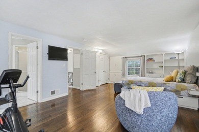 From renowned architect Wallace Frost, these timeless homes are - photo 31