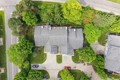 Low-maintenance living awaits at 3622 N. Lakeside Dr. in the - photo 31
