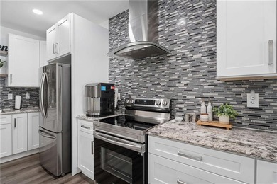 Experience elevated living in this fully renovated luxury estate - photo 41