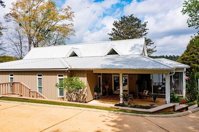 Experience refined lakefront living on White Oak Creek of Lake - photo 2