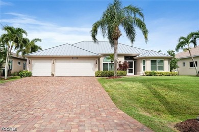 Beautifully Updated Direct Gulf Access Pool Home with No Bridges - photo 1