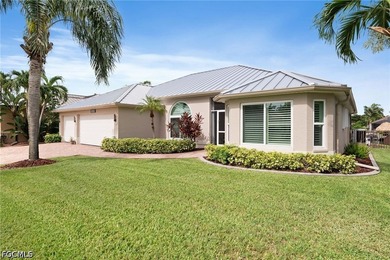 Beautifully Updated Direct Gulf Access Pool Home with No Bridges - photo 5