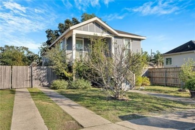 Lake Pontchartrain Home For Sale in New Orleans Louisiana