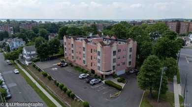 Soundview Terrace Condo is just steps from the New Rochelle's - photo 16