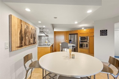 Move-In Ready. This extra-large, fully updated corner unit - photo 7