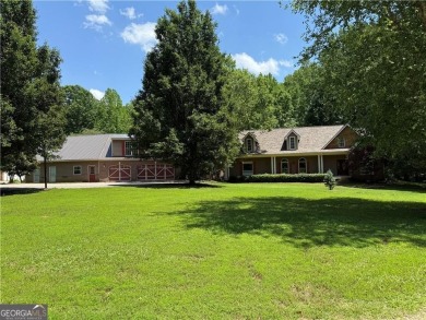 Lake Home For Sale in Watkinsville, Georgia