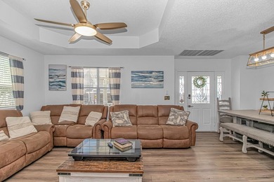 This LAKE FRONT 5 bedroom 3 bath beach house with amazing views - photo 11
