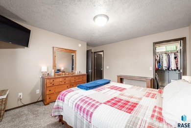 Enjoy easy, low-maintenance living in desirable southeast Sioux - photo 12