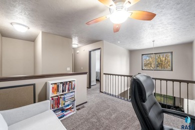 Enjoy easy, low-maintenance living in desirable southeast Sioux - photo 16