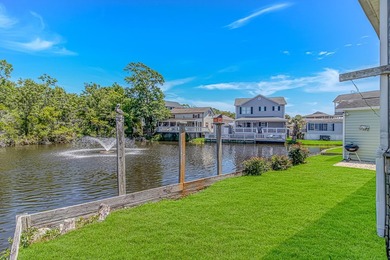 This LAKE FRONT 5 bedroom 3 bath beach house with amazing views - photo 24