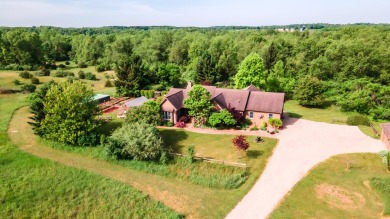 (private lake, pond, creek) Home Active Under Con in Jonesville Michigan