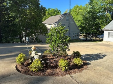Rare Waterfront Opportunity in Englewood Subdivision! Just - photo 3