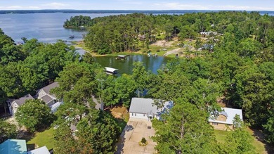 Rare Waterfront Opportunity in Englewood Subdivision! Just - photo 6