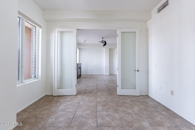 ELEGANT 2-STORY TOWNHOME in the Prestigious Willow Historic