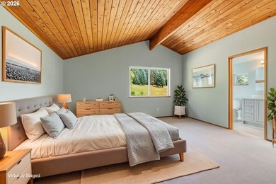 Enjoy the beauty of the Pacific Northwest in this custom-built 4 - photo 19