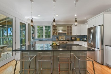 Legacy, Lifestyle & Opportunity - A discreet treasure in one of - photo 21