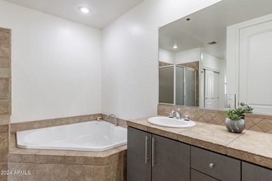 ELEGANT 2-STORY TOWNHOME in the Prestigious Willow Historic