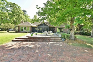 AN UNRIVALED WATERFRONT LEGACY IN GREEN ISLAND HILLS Experience - photo 4