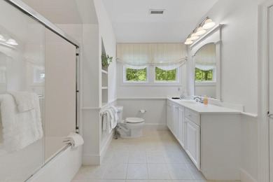 Legacy, Lifestyle & Opportunity - A discreet treasure in one of - photo 34