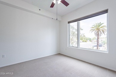 ELEGANT 2-STORY TOWNHOME in the Prestigious Willow Historic