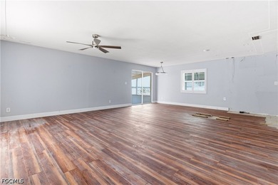 $25,000 REDUCTION! Prime investment opportunity in Fort Myers - photo 6