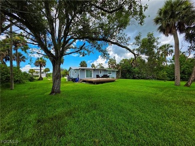 $5000 credit towards Buyer's closing costs. OVERSIZED YARD - - photo 43