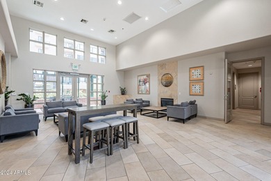 ELEGANT 2-STORY TOWNHOME in the Prestigious Willow Historic